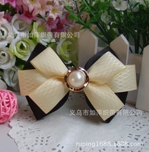 塑料/樹脂發(fā)夾低價(jià)批發(fā) 布藝飾品市場的時尚新寵